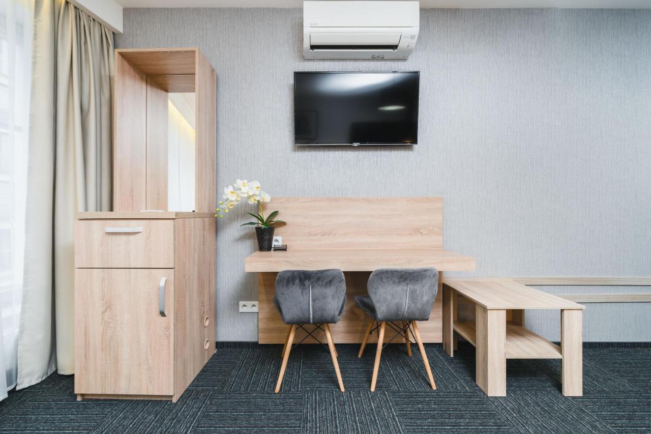 Superior Apartment